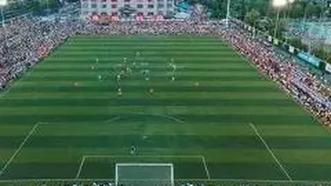 “2025美院“灵感杯”篮球盛宴，艺术学子球场展风采！”