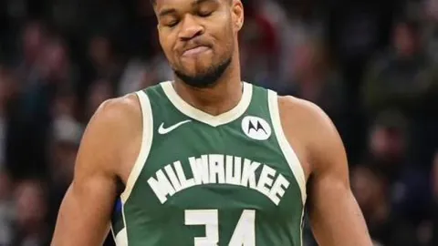 詹姆斯成NBA“四万分先生”领跑国际候选人排名